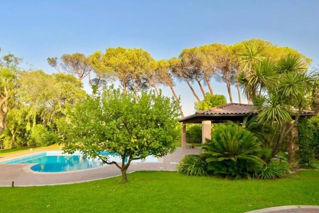 Villa Sull'Aurelia Antica Rome Italy