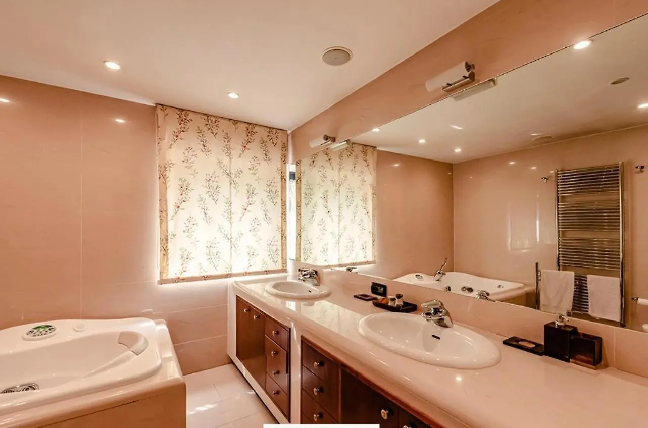 Villa Sull'Aurelia Antica Rome